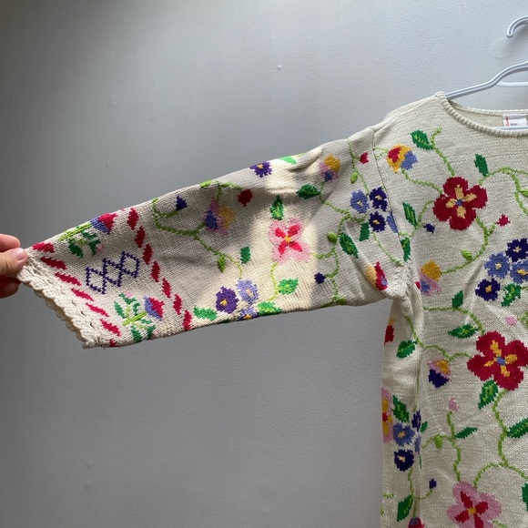 Vintage - Hanna Andersson Cream Knit Floral Pattern Sweater Scalloped Edge - Picture 6 of 10